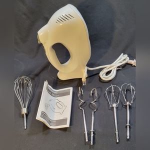 NEW in BOX Electric Hand Mixer Hamilton Beach